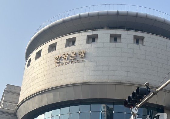 한은 부산본부, 중소기업 한시 특별지원 기한 연장…7월말까지