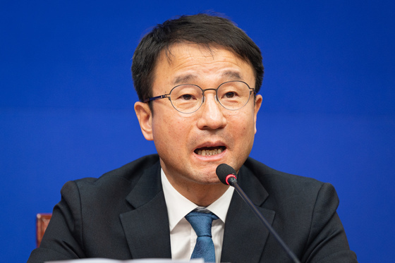 발언하는 한병도 민주당 원내대표