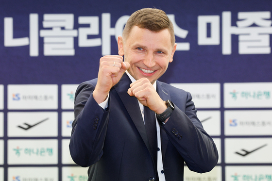 남자 농구 대표팀 이끌 니콜라이스 마줄스 감독