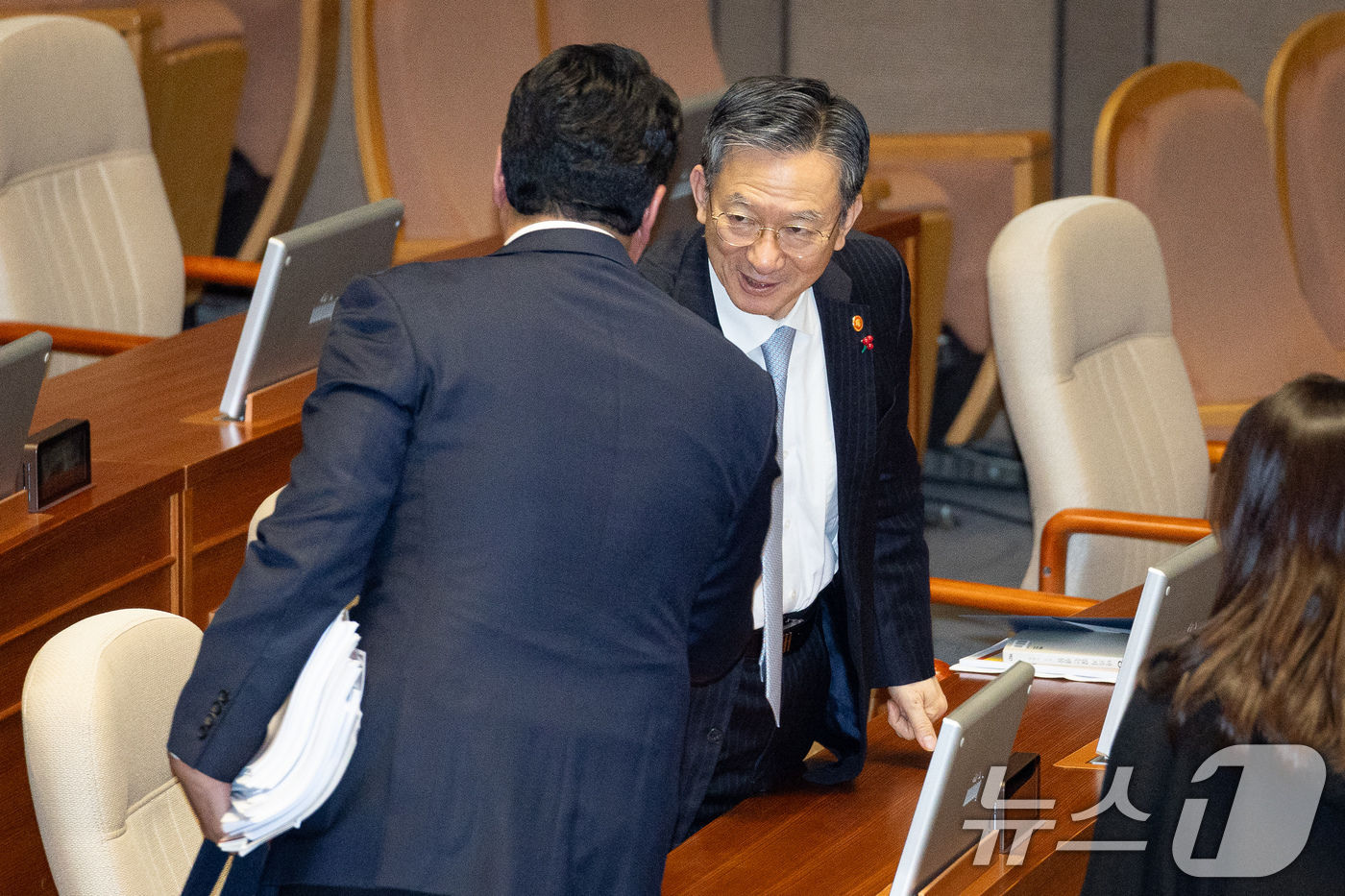 (서울=뉴스1) 유승관 기자 = 천하람 개혁신당 원내대표가 16일 서울 여의도 국회에서 열린 제431회 국회(임시회) 제1차 본회의에서 윤석열·김건희에 의한 내란·외환 및 국정농단 …