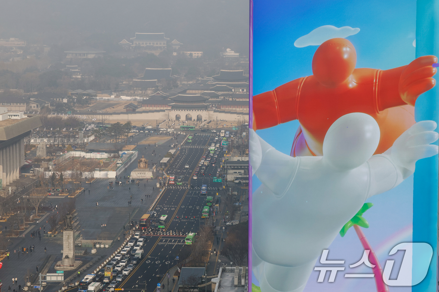 (서울=뉴스1) 안은나 기자 = 올해 들어 처음으로 서울에 미세먼지 주의보가 발령된 16일 서울 종로구 광화문광장, 경복궁, 청와대 일대가 뿌연 가운데 광고판의 하늘색 배경과 대조 …