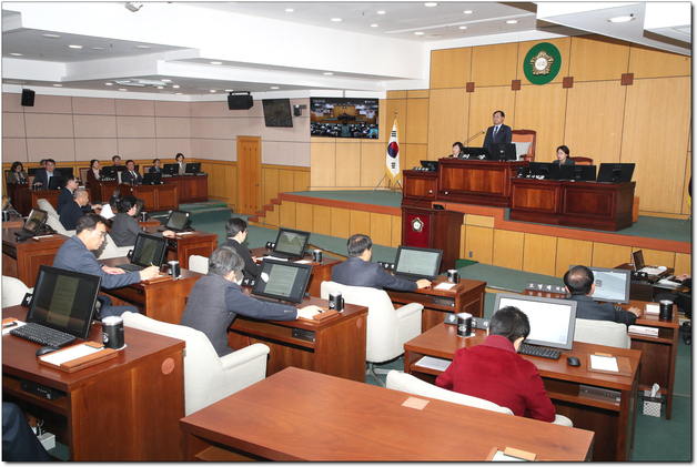 '입영지원금' 조례 개정안 가결…정읍시의회, 올해 첫 임시회 마무리