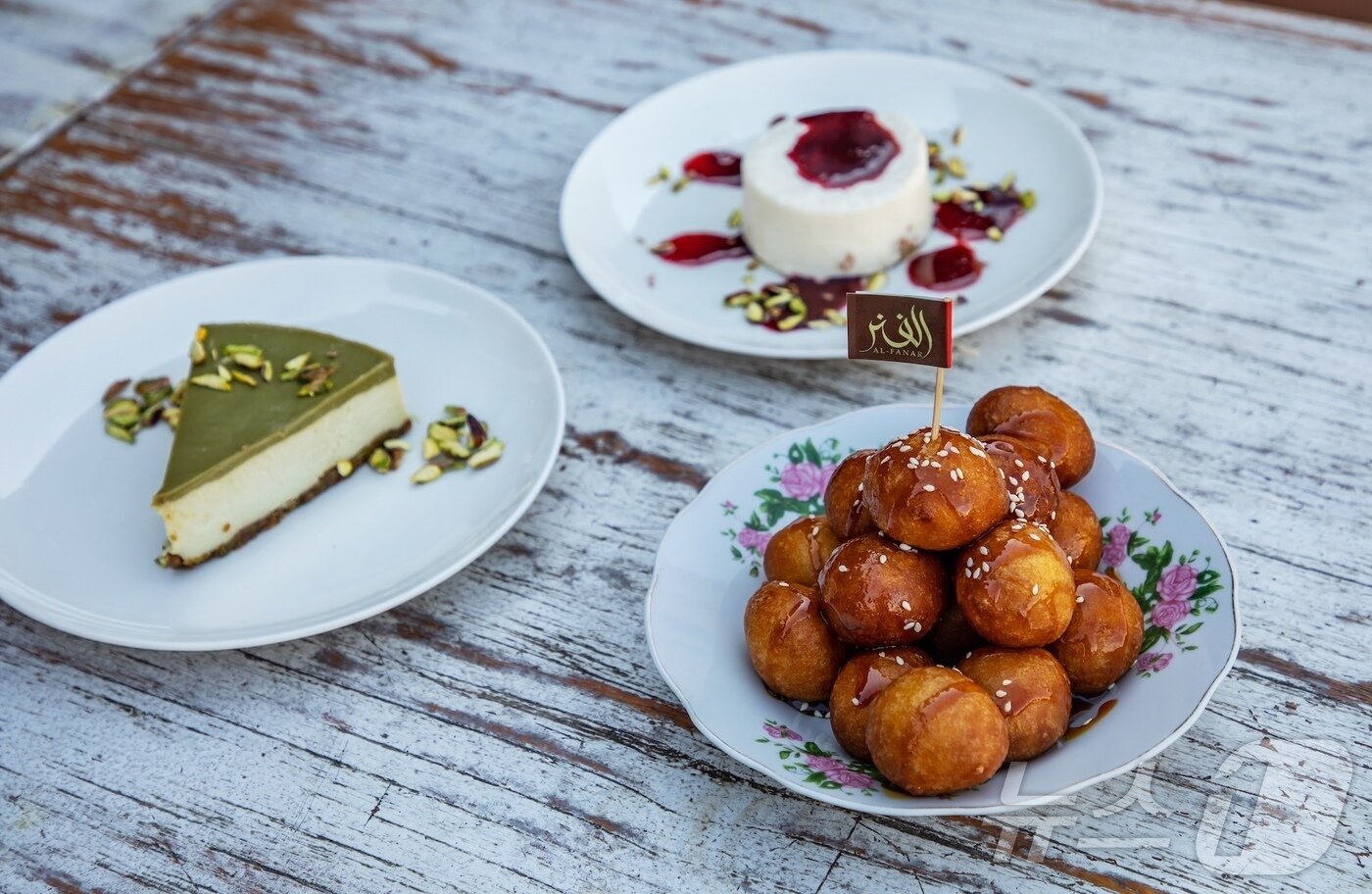 본문 이미지 - 두바이 현지인들이 즐겨 먹는 디저트(두바이관광청 제공)