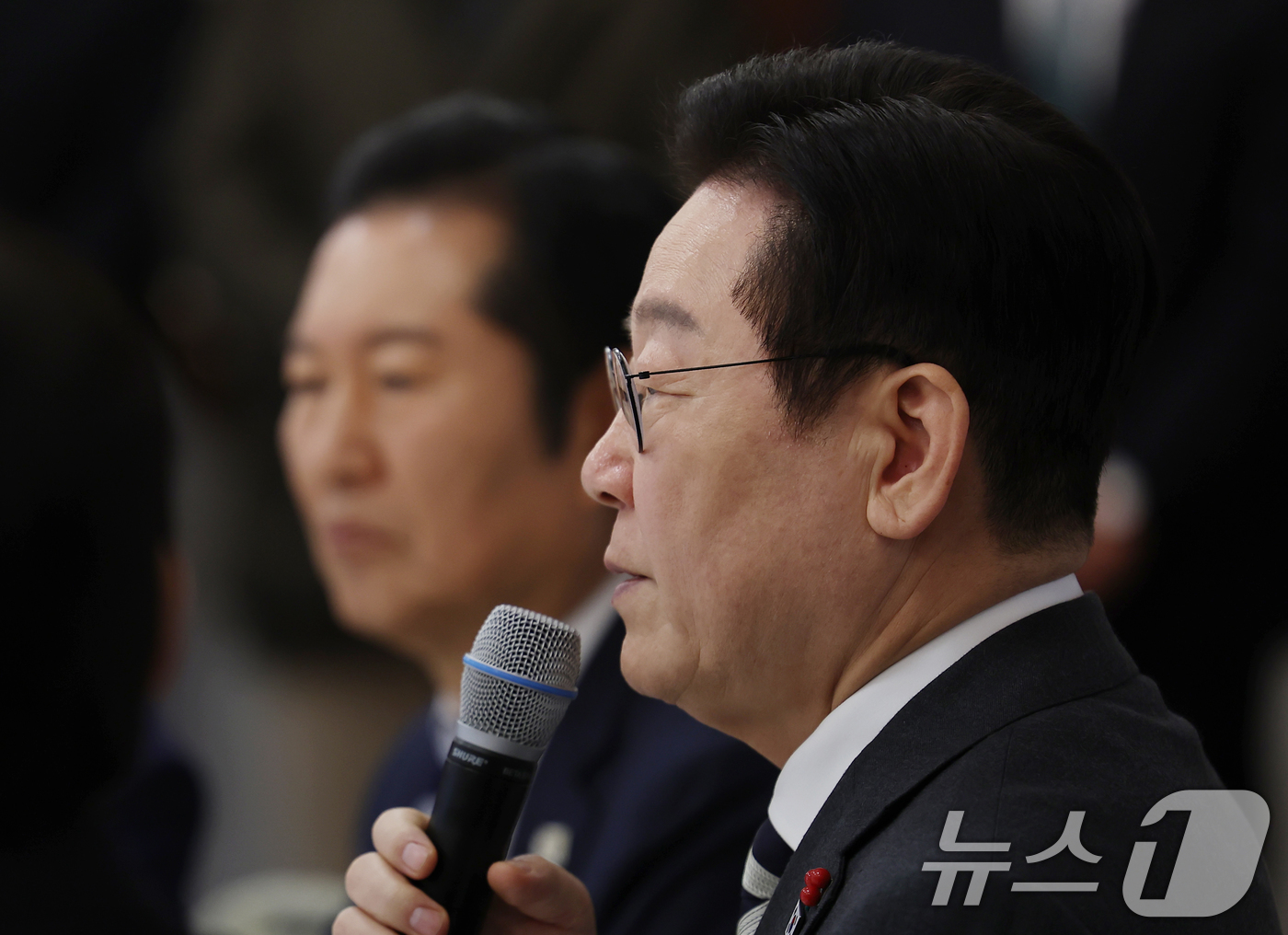 (서울=뉴스1) 허경 기자 = 이재명 대통령이 16일 청와대 상춘재에서 열린 정당 지도부 초청 오찬에서 발언하고 있다. (청와대통신사진기자단) 2026.1.16/뉴스1