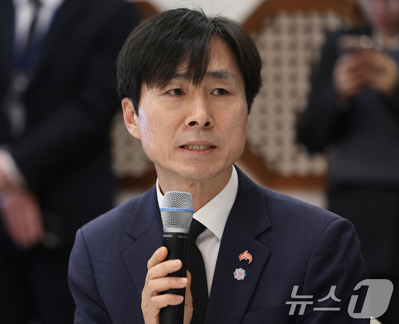 (서울=뉴스1) 허경 기자 = 한창민 사회민주당 대표가16일 청와대 상춘재에서 열린 정당 지도부 초청 오찬에서 발언하고 있다. (청와대통신사진기자단) 2026.1.16/뉴스1