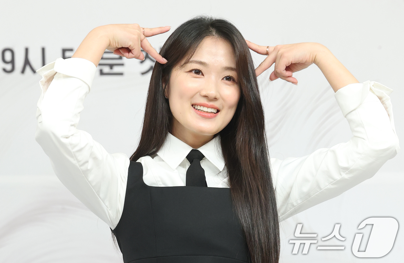 (서울=뉴스1) 권현진 기자 = 배우 김혜윤이 16일 서울 양천고 목동SBS에서 열린 새 금토드라마 '오늘부터 인간입니다만'(극본 박찬영, 조아영/ 연출 김정권) 제작발표회에 참석 …