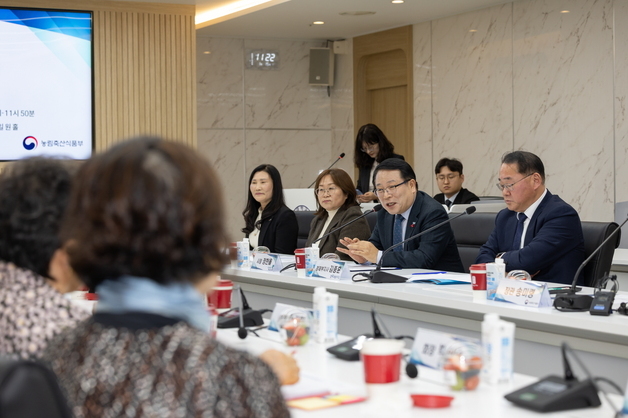 "사육·가공·유통 생태계 갖춰"…익산시, '치킨벨트 거점 지정' 건의