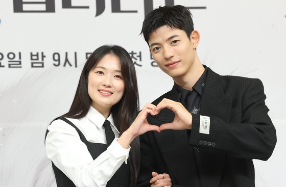 '오인간' 로몬 "김혜윤과 촬영하며 왜 '로코 퀸'인지 느껴"