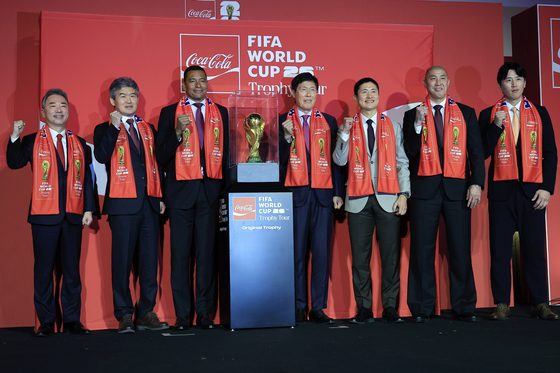 한국 온 FIFA 월드컵 오리지널 트로피