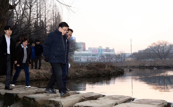 굴포천 악취 발생 현장찾은 김성환 장관