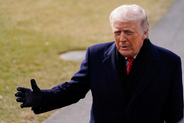 트럼프 "이란 공격 않은 것은 교수형 멈췄기 때문…계속 지켜봐야"