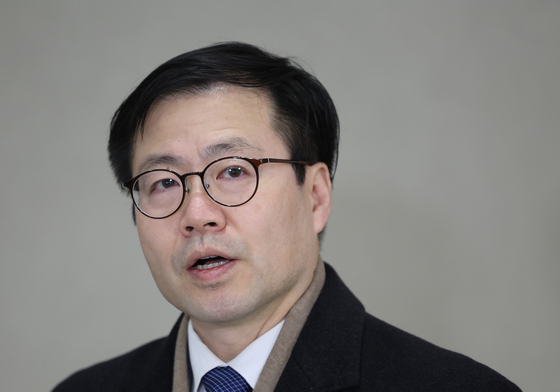 답변하는 여한구 통상교섭본부장