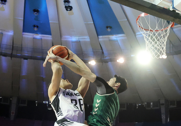 에디 다니엘, 힘으로 밀어 붙인다!