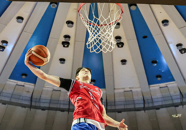 '디펜딩 챔피언' 조준희, 날았다!