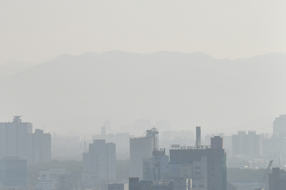 서울 초미세먼지 주의보 해제…"청정한 북서풍 유입"