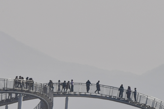 겨울 불청객 초미세먼지