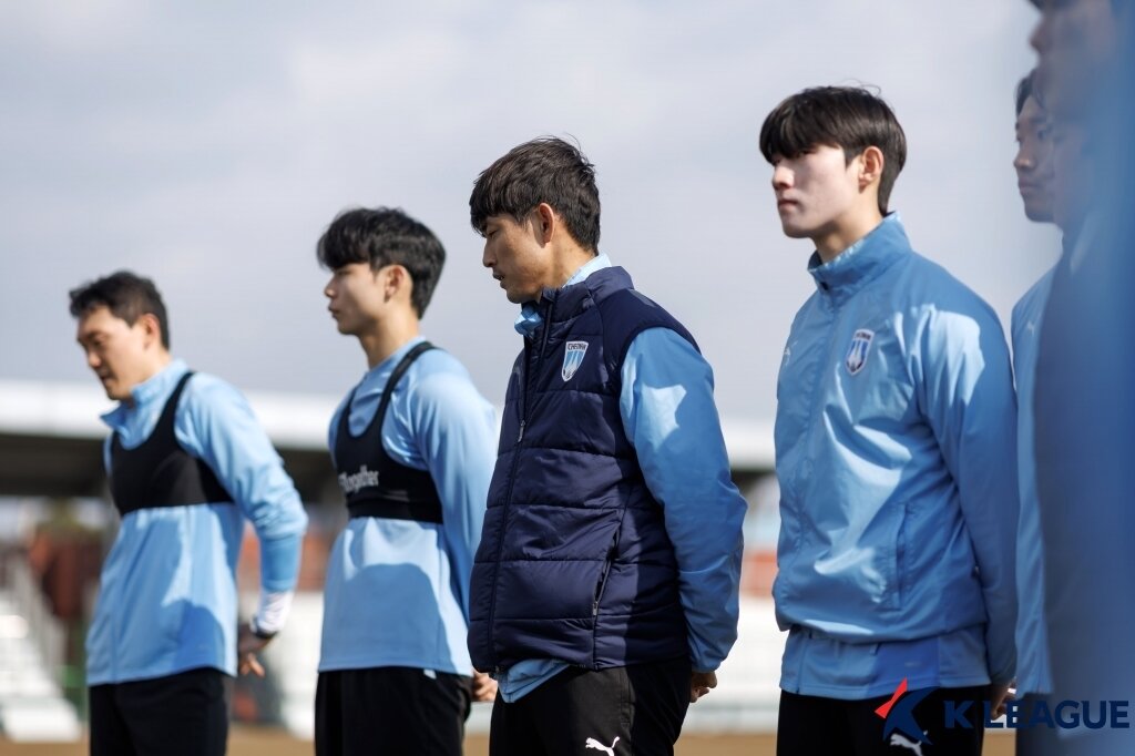 본문 이미지 - 천안시티 시절의 이웅희(한국프로축구연맹 제공) 