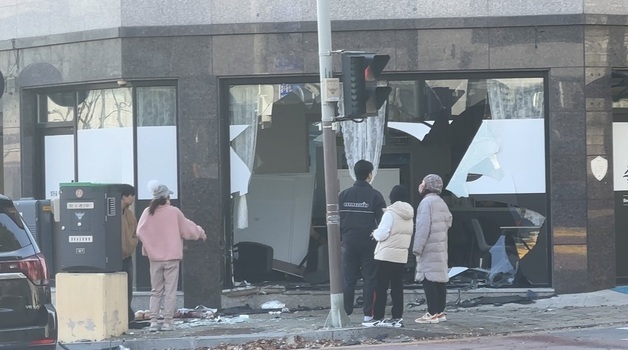 충남서 운전 부주의로 교통사고 잇따라…5명 중·경상(종합)