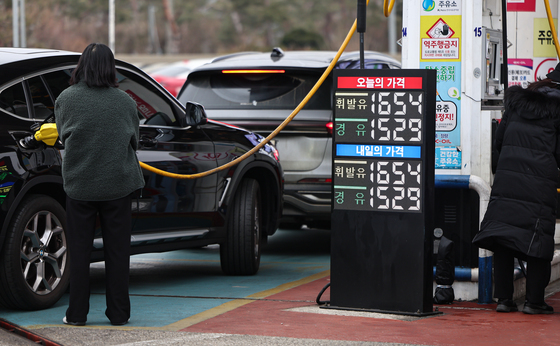주유소 기름값 6주째 하락
