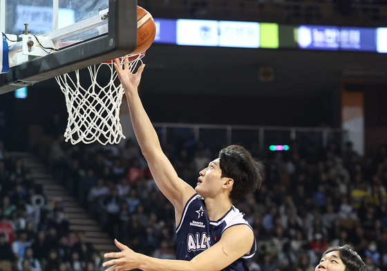 안영준 '완벽한 슛'