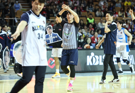 심판으로 변신한 박무빈