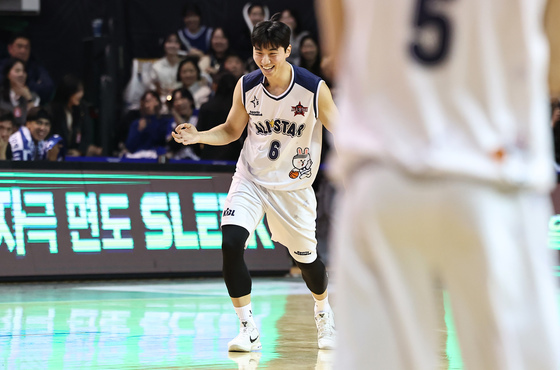 박지훈 '유쾌한 세레머니'