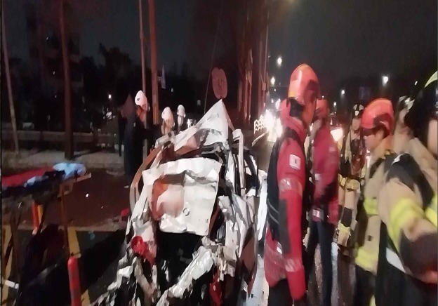 인천 장수동서 덤프트럭, 승용차 추돌…5명 부상