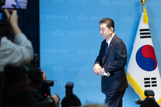 김병기 "재심 신청 않고 떠나겠다…최고위서 제명 결정을"