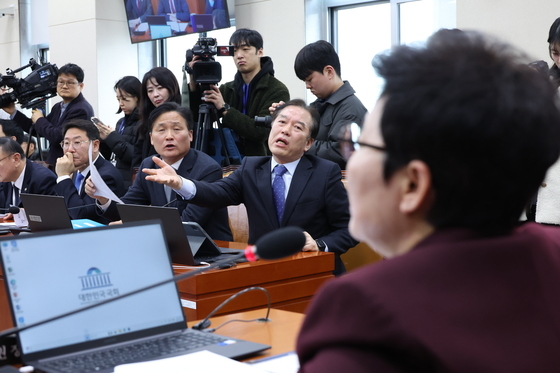 이혜훈 청문회 개최 촉구하는 민주당
