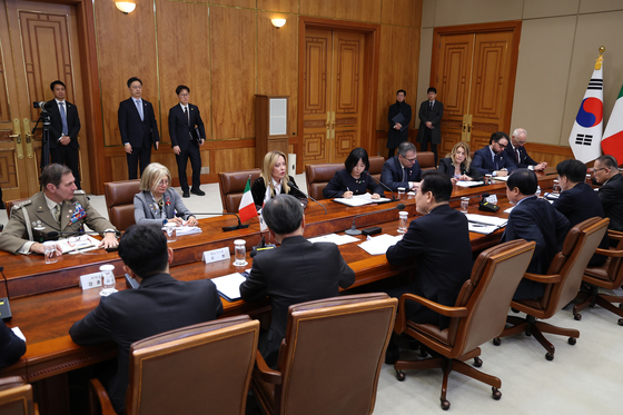 李대통령, 멜로니 伊총리와 정상회담