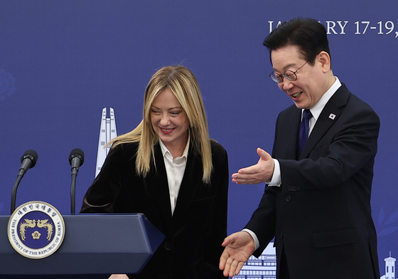 공동언론발표 마친 한-이탈리아 정상