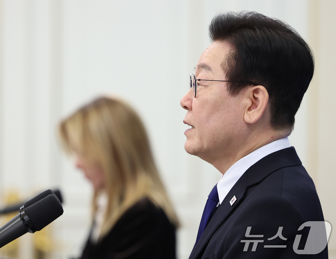 (서울=뉴스1) 이재명 기자 = 이재명 대통령과 조르자 멜로니 이탈리아 총리가 19일 청와대에서 정상회담 후 공동언론발표를 하고 있다. 2026.1.19/뉴스1