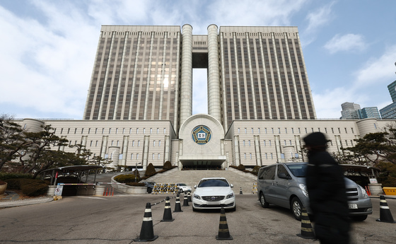 '밀가루 담합 의혹' 대한제분·사조동아원 대표 등 4명 구속영장 기각