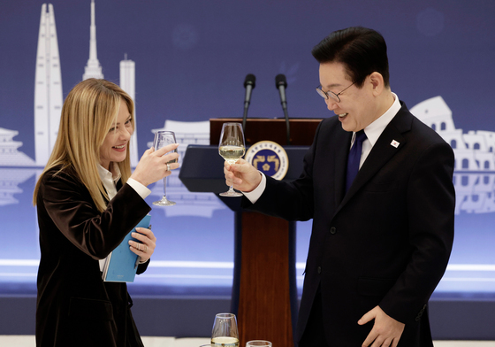 건배하는 한-이탈리아 정상