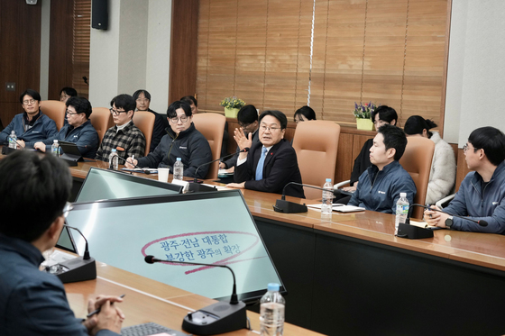 해양에너지 찾은 강기정 광주시장