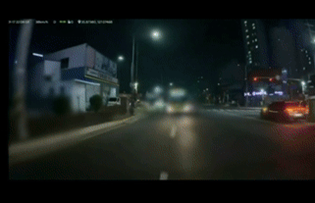 보행자 기다리다 멈췄는데…"왜 안가" 승용차에 주먹질한 버스 기사[영상]