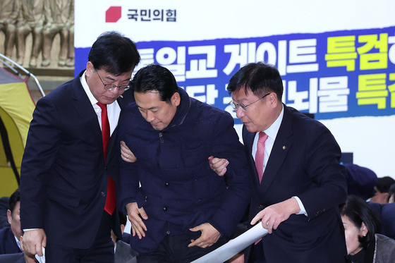 국힘 "장동혁, 바이탈사인 전반 저하…수액치료·병원후송 거부"