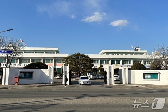 김경욱 전 위원장 징역 6월 구형…확정 시 피선거권 박탈