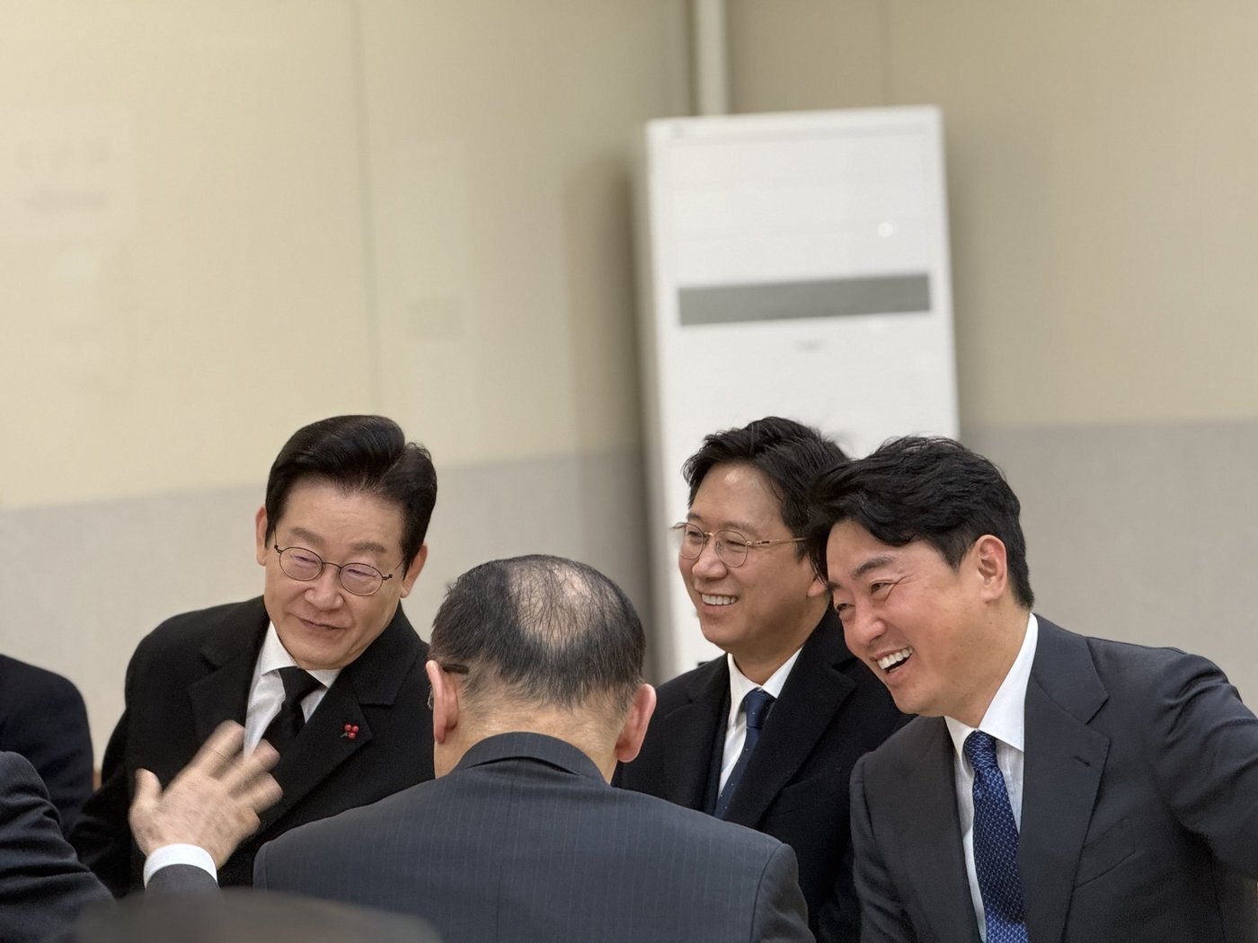 본문 이미지 - (강훈식 청와대 비서실장 SNS)