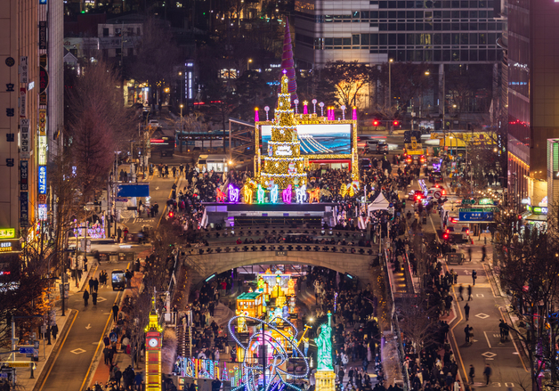 20일 만에 277만명 '흥행 대박'… 서울빛초롱축제 2주 더 본다