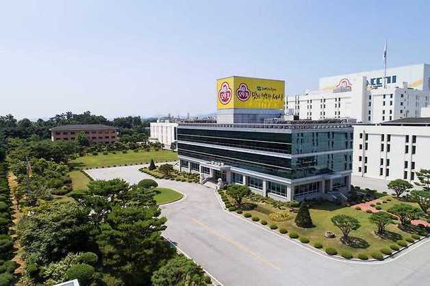 오뚜기, 지역상생 협업 성과…'지역투자 활력 유공 대통령 표창' 수상