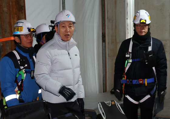 근로자휴게실 둘러보는 오세훈 시장