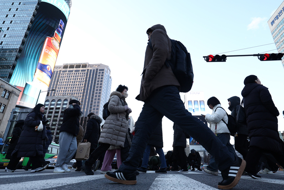 '전국 영하권' 강추위 오후에도 지속…제주·울릉도·독도는 내일 큰 눈