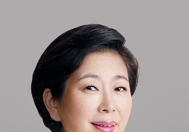 현정은 회장 "선제적 행동과 실천 중요…AI 내재 경영 재설계"