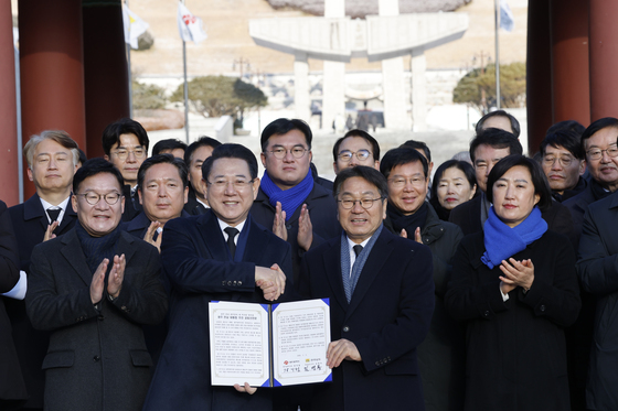 광주·전남 행정통합 특별법 제정 속도…대전·충남 법안 살펴보니