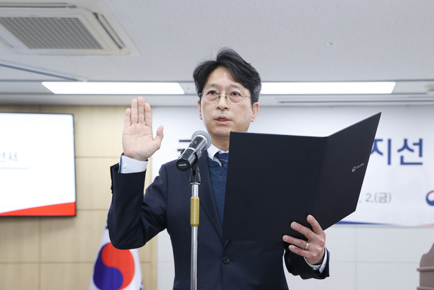 홍지선 차관 "균형 잡힌 교통망 확충…교통혁신·안전도 챙길 것"