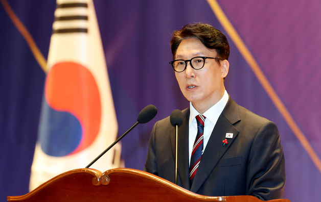 김 총리 "기업·정부 함께 뛰어 韓 대도약…'성장의 회복'이 제1 비전"