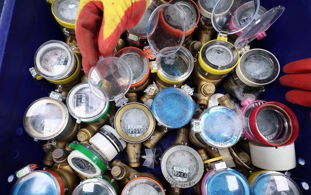 '영하 12도' 냉동고 한파, 서울 얼렸다…수도계량기 8건 동파