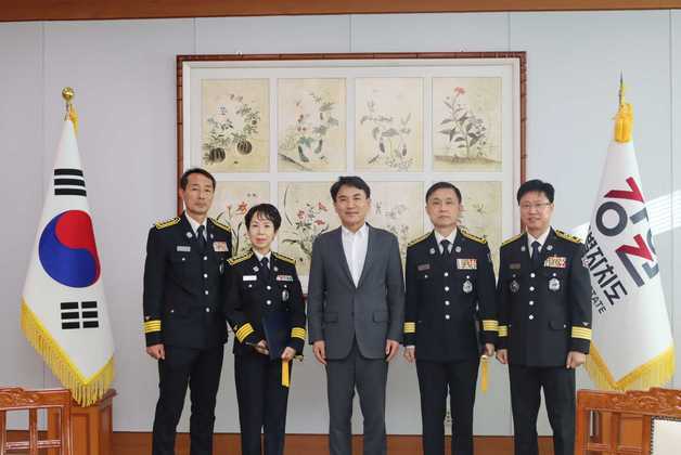 강원소방본부, 소방정·령 전입·승진자 임명장 수여