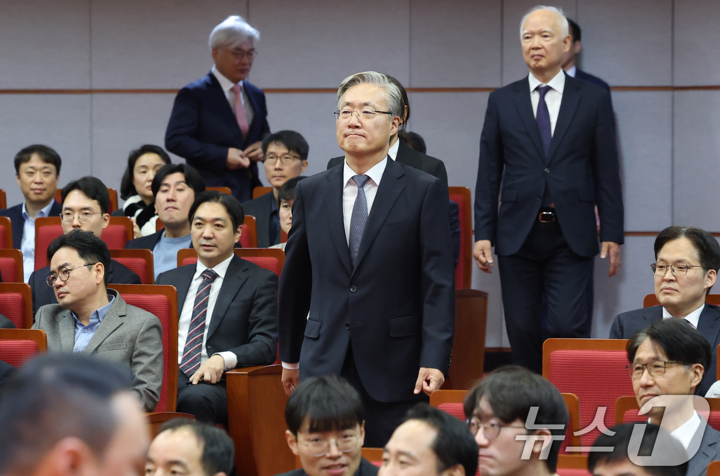 (서울=뉴스1) 권현진 기자 = 김형두 헌법재판관이 2일 오전 서울 종로구 헌법재판소에서 열린 2026년 시무식에 참석하고 있다. 2026.1.2/뉴스1